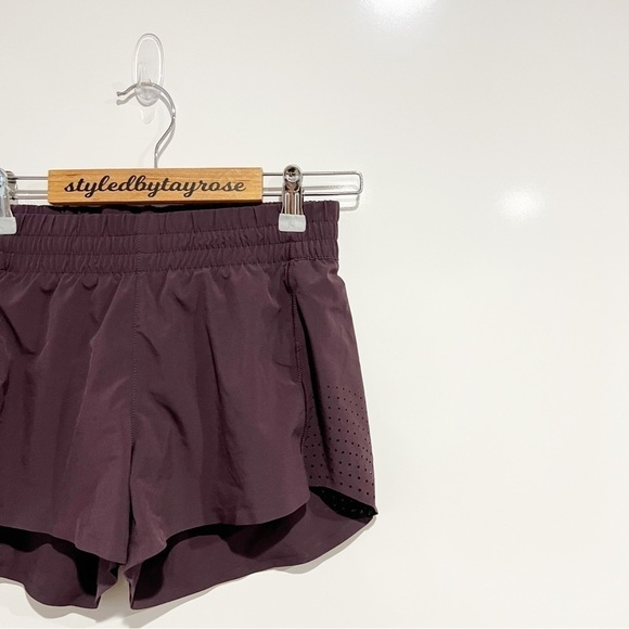 Athleta Hustle 3" Shorts Purple - Picture 2 of 6